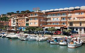 L'approdo Castiglione Della Pescaia 4*